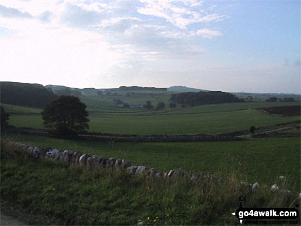 Walk d152 Monyash, Youlgreave, Bradford Dale, Middleton-by-Youlgreave and Kenslow Knoll from Sparklow, Hurdlow - View from the High Peak Trail