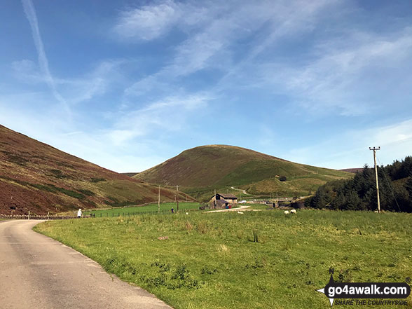 Approaching Middle Knoll