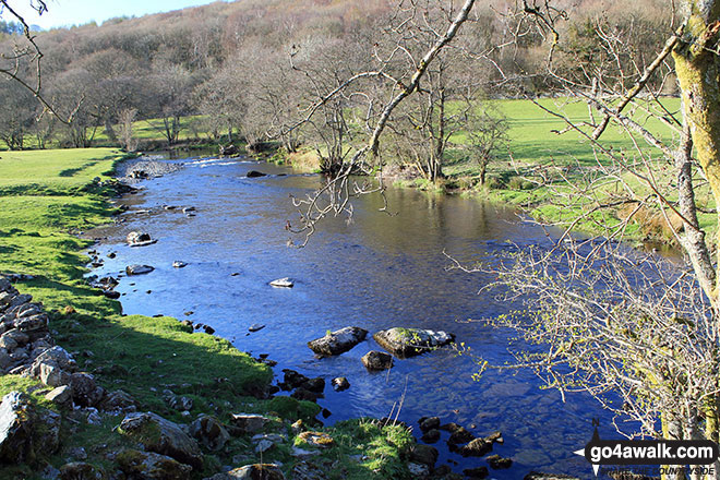 Walk c268 Potter Tarn, and The River Kent from Staveley - The River Kent near Staveley