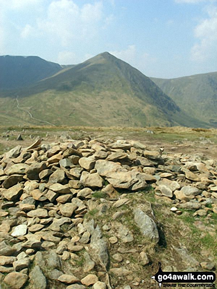 Walk c220 Helvellyn via Striding Edge from Glenridding - Catstye Cam from Birkhouse Moor summit