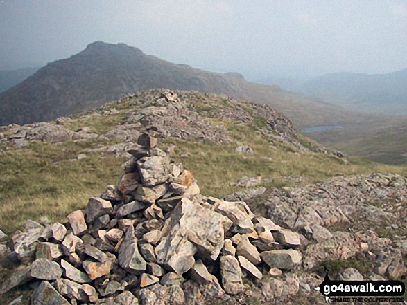 Walk c414 Crinkle Crags and Bow Fell (Bowfell) from The Old Dungeon Ghyll, Great Langdale - Pike of Blisco (Pike o' Blisco) from the summit cairn on Great Knott