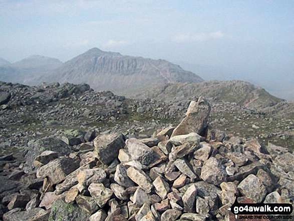 Walk c129 Crinkle Crags and Bow Fell from The Old Dungeon Ghyll, Great Langdale - Esk Pike (left) and Bow Fell (Bowfell) from Crinkle Crags (Long Top)