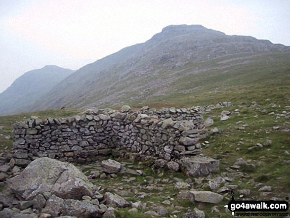 Bow Fell (Bowfell) (North Top) and Esk Pike from the shelter on Esk Hause 