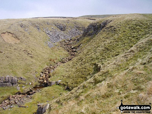 Walk c375 Nine Standards Rigg via The Coast to Coast walk from Kirkby Stephen - Faraday Gill on the way to Nine Standards Rigg