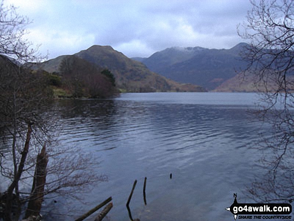 Walk c354 Mellbreak from Lanthwaite Wood - Crummock Water, Rannerdale Knotts (left) and The High Stile Ridge from Cinderdale Common