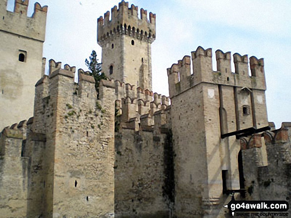 Walk lo126 Le Grotte di Catullo from Sirmione - Sirmione Castle, Lake Garda