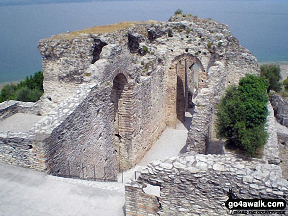 Walk lo126 Le Grotte di Catullo from Sirmione - Le Grotte di Catullo (Roman Ruins), Sirmione, Lake Garda