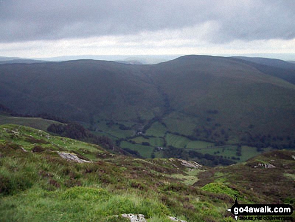 Walk gw137 Cadair Idris (Penygadair), Mynydd Moel, Craig Cwm Amarch and Cyfrwy via The Fox's Path - Looking East towards Minfford from Craig Cwm Amarch