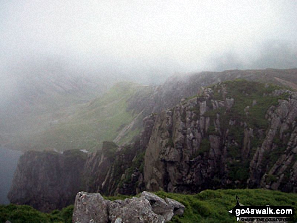 Walk gw137 Cadair Idris (Penygadair), Mynydd Moel, Craig Cwm Amarch and Cyfrwy via The Fox's Path - Lyn Cau and Craig Cwm Amarch from Craig Cau