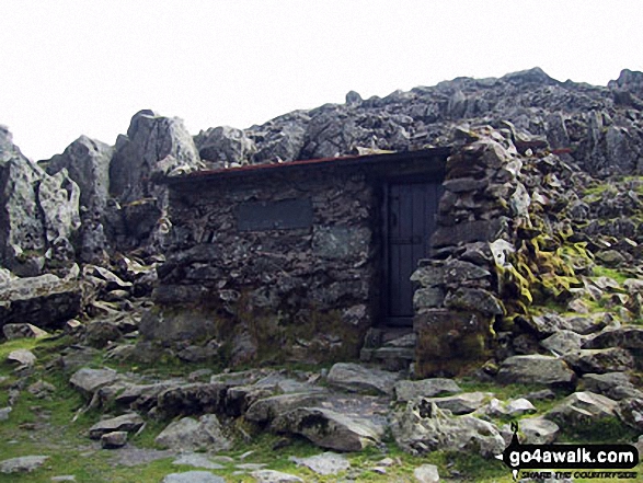 Bothy on the summit of Foel Grach 