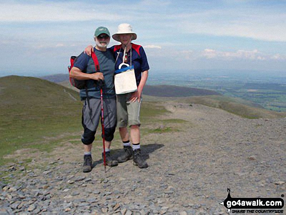 Walk c170 Blencathra or Saddleback via Hall's Fell Ridge from Threlkeld - Eric and me on Blencathra