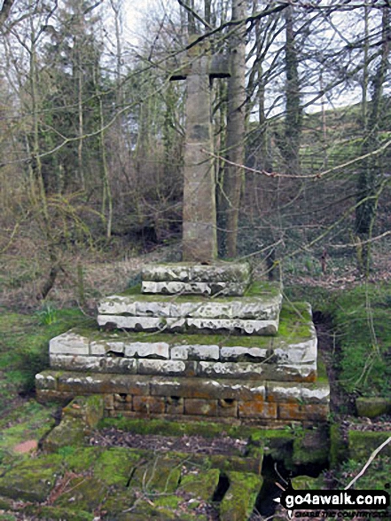 Walk n135 Weetwood Moor, Dod Law and Doddington from Wooler - Doddington War Memorial