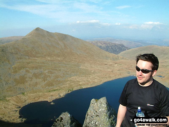 Walk c220 Helvellyn via Striding Edge from Glenridding - Swirral Edge, Catstye Cam and Red Tarn from Striding Edge