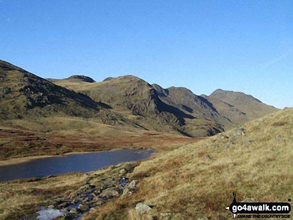 Walk c298 Pike of Blisco (Pike o' Blisco) and Wrynose Pass from The Old Dungeon Ghyll, Great Langdale - Great Knott, Crinkle Crags (Long Top), Gunson Knott, Crinkle Crags (South Top) and Bow Fell (Bowfell) from Red Tarn (Langdale)