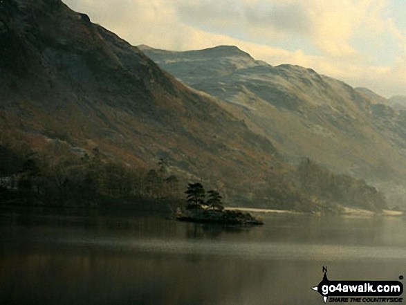 Walk c220 Helvellyn via Striding Edge from Glenridding - Boredale Hause and Angletarn Pikes across Ullswater from Glenridding