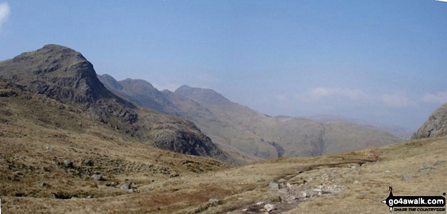 *Great Knott, Crinckle Crags and Bow Fell (Bowfell) from the Red Tarn (Langdale)