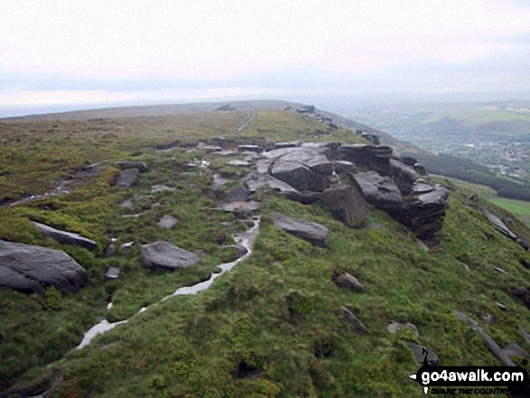 Walk gm134 Stable Stones Brow (Hoarstone Edge) and Alphin Pike from Dove Stone Reservoir, Greenfield - On Stable Stones Brow (Hoarstone Edge)