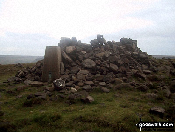 Walk gm150 Great Dove Stone Rocks Stable Stones Brow (Hoarstone Edge) from Dove Stone Reservoir, Greenfield - Alphin Pike summit cairn and trig point