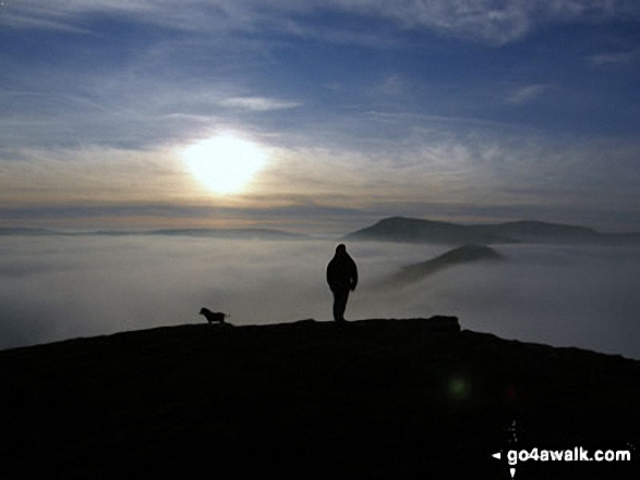 Walk d224 Lose Hill from Edale - On Lose Hill (Ward's Piece) with Back Tor (Hollins Cross) and Mam Tor beyond during a winter temperature inversion