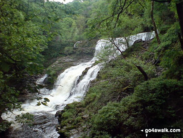 Walk po141 The Waterfalls Walk from Pontneddfechan - Waterfalls along the Afon Mellte