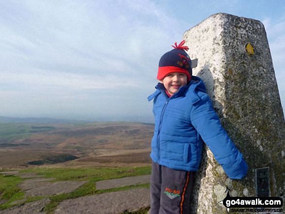 Walk ch101 Shutlingsloe and Wildboarclough from Ridgegate Reservoir - Sean aged 4 on Shutlingsloe