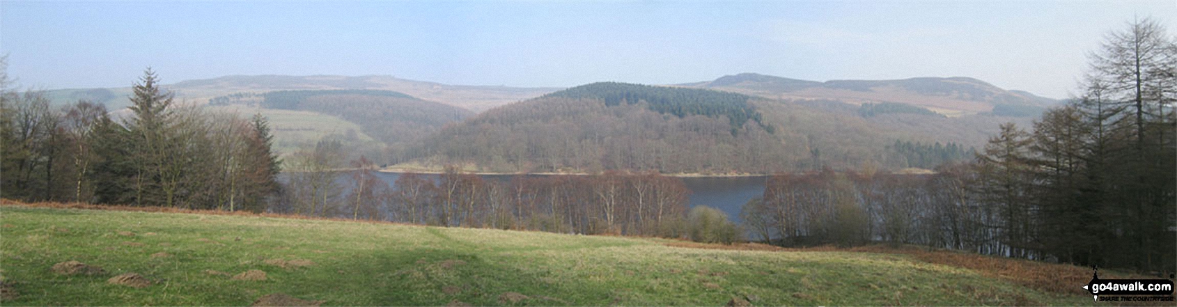 Lost Lad, Back Tor (Derwent Edge), Dovestones Tor, Derwent Edge, White Tor (Derwent Edge), Hurkling Stones and Whinstone Lee Tor above Ladybower Reservoir