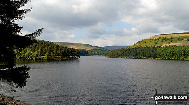 Walk d277 Margery Hill from Fairholmes Car Park, Ladybower Reservoir - Howden Reservoir