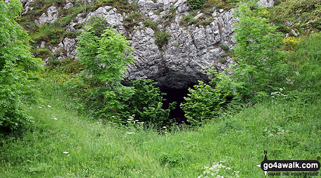 Walk s163 A walk around Wetton Hill from Wetton - More caves above Thor's Cave