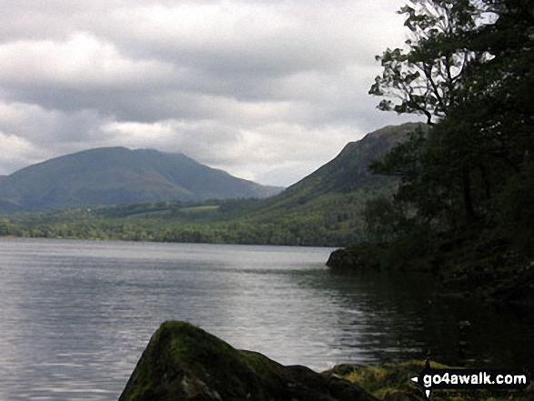 Walk c399 Cat Bells and Derwent Water from Keswick - Derwent Water from Brandlehow Bay