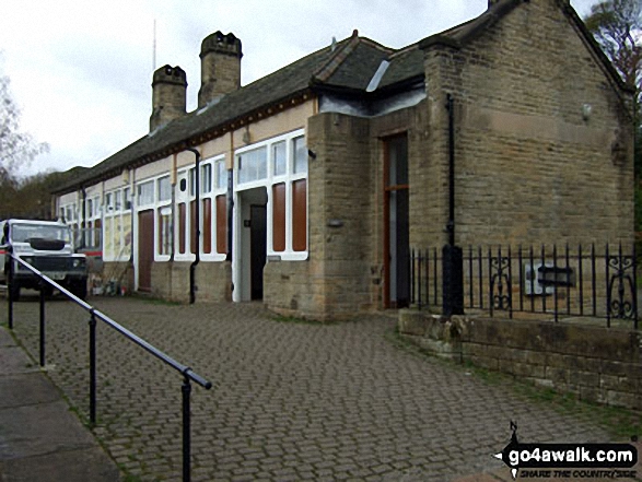 Walk d163 Tideswell and The Monsal Trail from Peak Forest - Miller's Dale Station Buildings