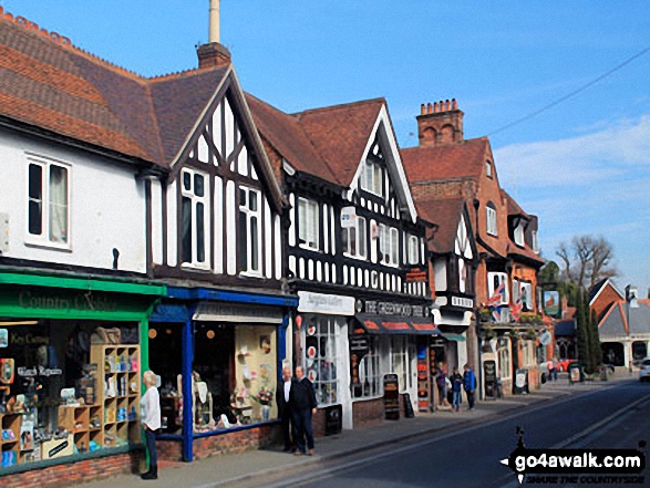 Walk ha109 Lyndhurst Hill and Swan Green from Lyndhurst - Lyndhurst