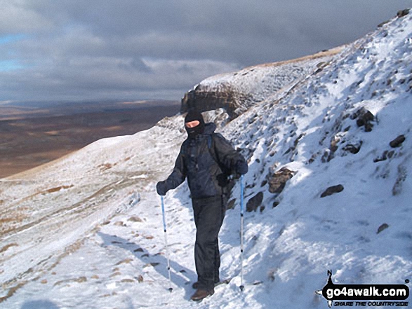 Walk ny101 The Yorkshire Three Peaks from Horton in Ribblesdale - On the Yorkshire Three Peaks below Pen-y-ghent