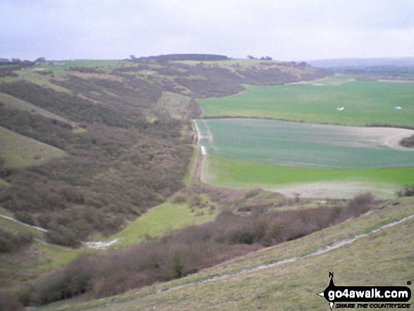 Walk bd100 Dunstable Downs and Totternhoe from Dunstable Downs Visitors Centre - Dunstable Downs from Five Knolls, 