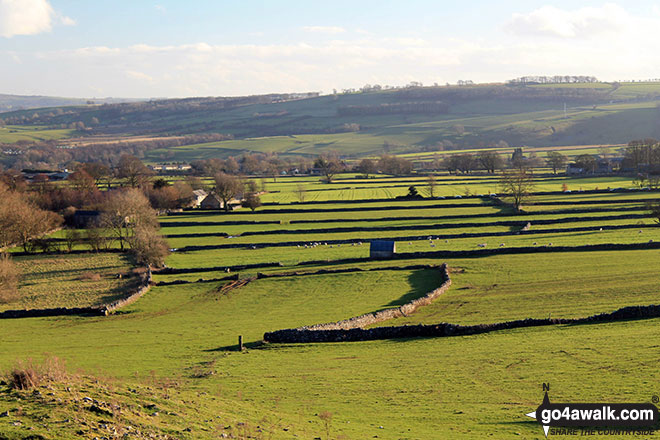 Heading towards Little Longstone from Longstone Moor