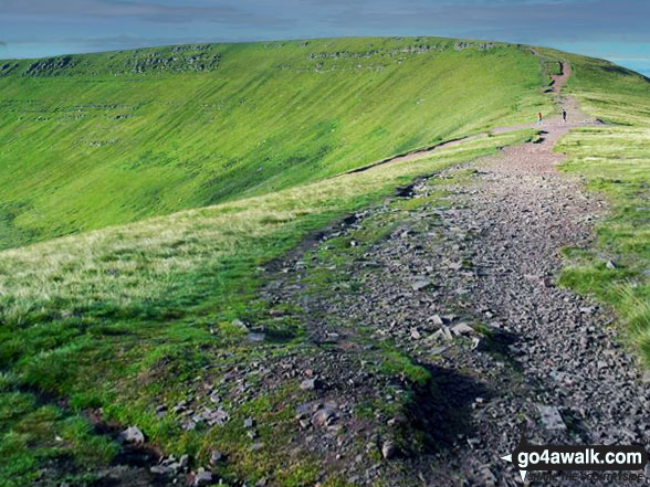 Walk po100 Pen y Fan from Neuadd Reservoir - The top of Craig Gwaun Taf (Bwlch Duwynt) with Corn Du in the backgound