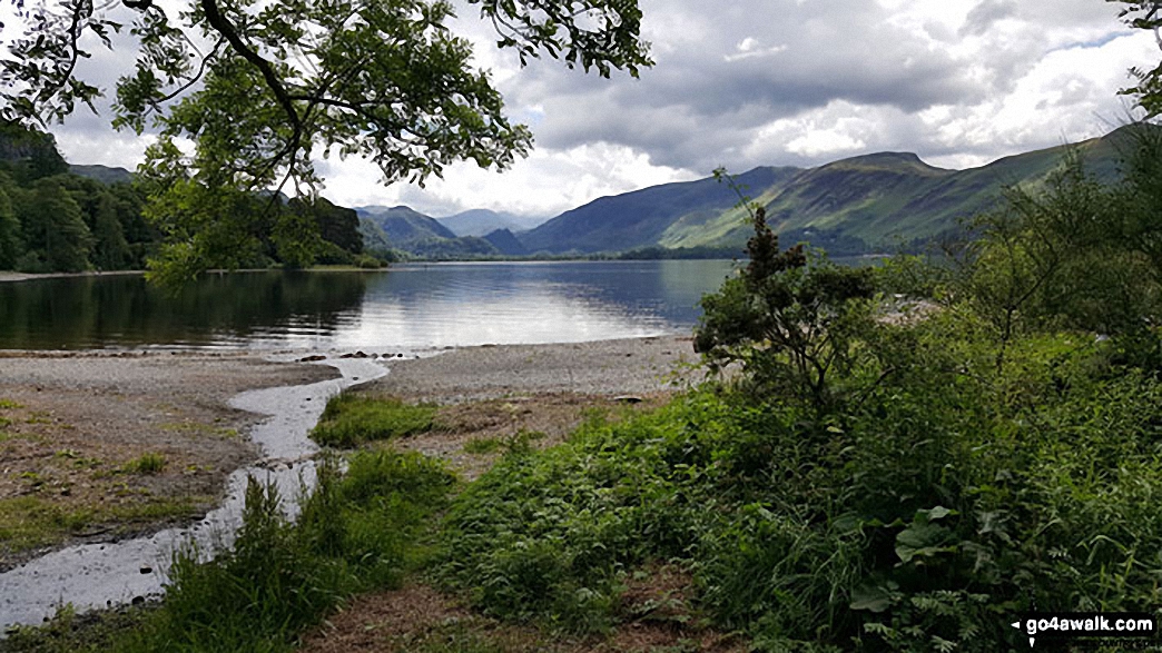 Walk c405 Cat Bells, High Spy and Castle Crag from Hawes End - Derwent Water and Borrowdale with Cat Bells, Maiden Moor and Castle Crag on the right from the northern end of the lake