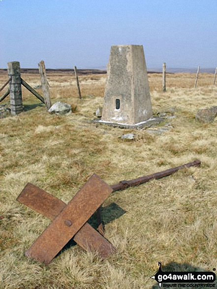 Walk Black Fell (Haresceugh Fell) walking UK Mountains in The North Pennines  Cumbria, England