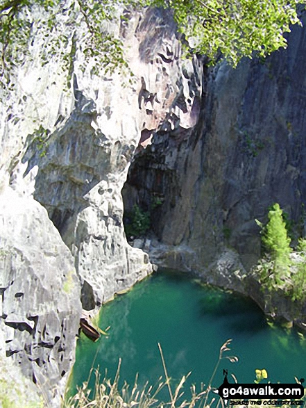 Walk c353 Holme Fell, Black Fell (Black Crag) and Tarn Hows from Tom Gill - Hodge Close Quarry from Low Tilberthwaite