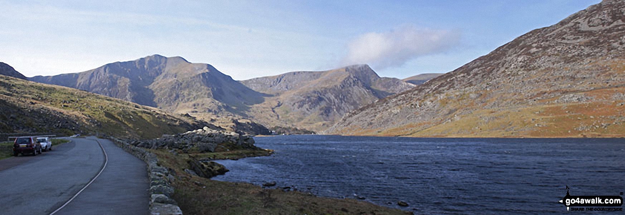 Walk gw115 Glyder Fach, Castell y Gwynt and Glyder Fawr from Ogwen Cottage, Llyn Ogwen - Y Garn (Glyderau), Foel-goch (Glyderau), Mynydd Perfedd and the shoulder of Pen yr Ole Wen from Llyn Ogwen