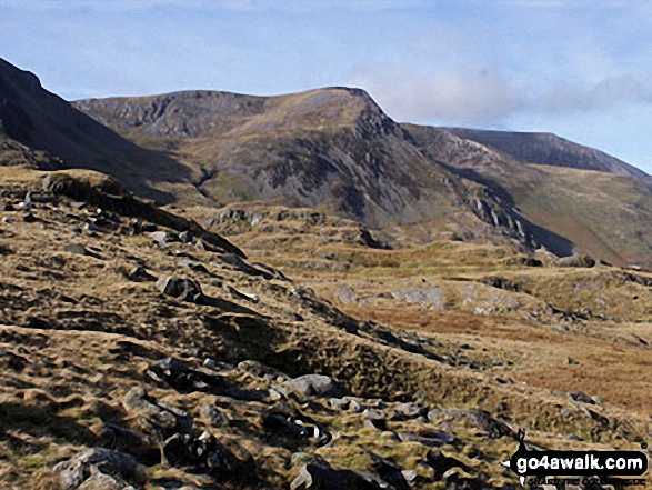 Walk gw115 Glyder Fach, Castell y Gwynt and Glyder Fawr from Ogwen Cottage, Llyn Ogwen - Y Garn (Glyderau) (far left), Foel-goch (Glyderau) and Carnedd y Filliast from Llyn Idwal