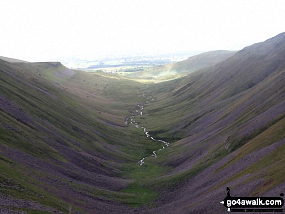 Walk c419 Brownber Hill, Backstone Edge and High Cup Nick from Dufton - High Cup