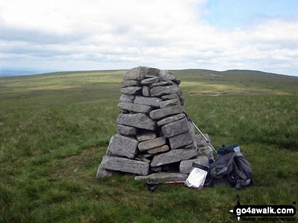 Hugh Seat summit cairn 