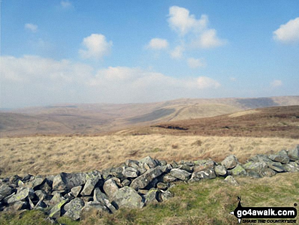 Walk c322 The Crookdale Round - Whatshaw Common summit