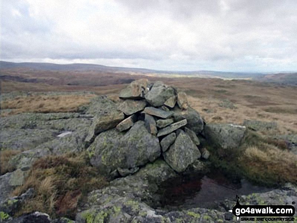 Walk c465 High Wether Howe, Seat Robert and Great Ladstones from Wet Sleddale Reservoir - Great Ladstones summit cairn