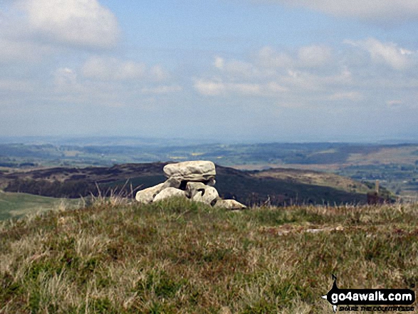 Walk c472 The Naddle Horseshoe from Hazel Shaw - Hare Shaw summit cairn