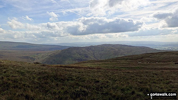 Great Coum and Gragareth from Castle Knott 