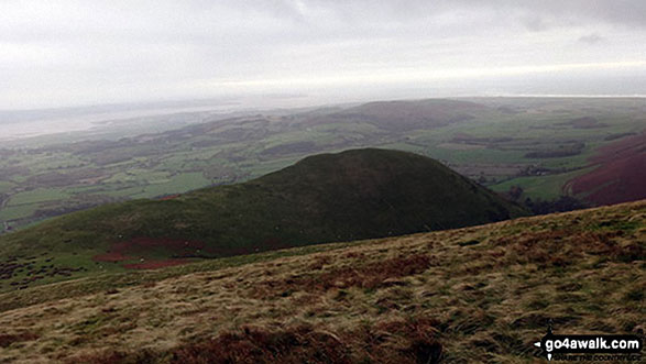 Walk c439 Black Combe and White Combe from Whicham Church, Silecroft - White Hall Knott from the path off White Combe