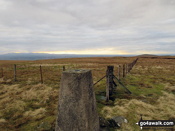 Walk c337 Black Fell (Haresceugh Fell) and Benty Hill from Hartside Top Cafe - Black Fell (Haresceugh Fell) summit Trig Point