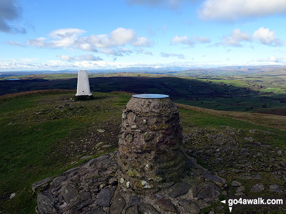 Walk c498 Langhowe Pike and Fewling Stones from Swindale - Winder Hill summit viewpoint and Trig Point