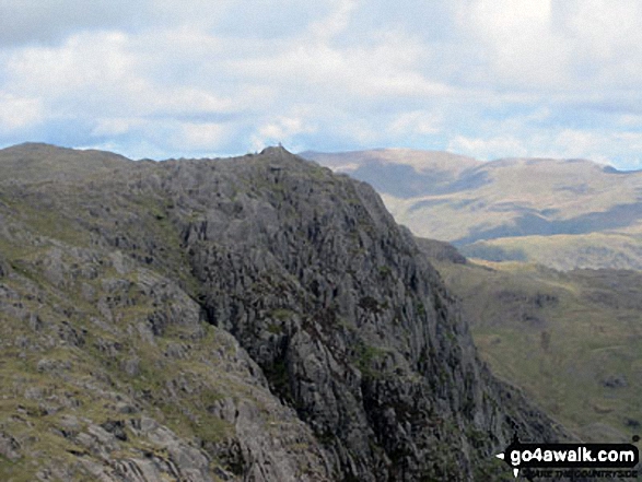 Walk c208 Harrison Stickle and High Raise from The New Dungeon Ghyll, Great Langdale - Jack's Rake and Pavey Ark from Harrison Stickle